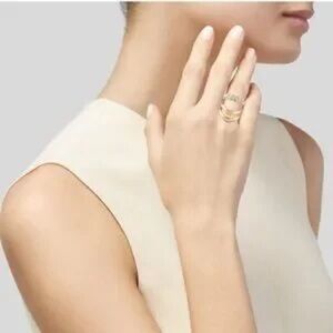Chic Gold Women's Ring